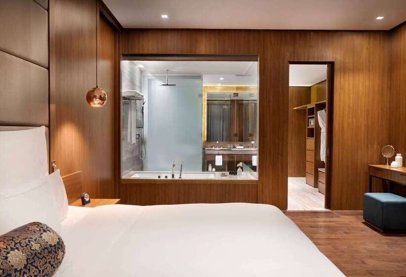 فندق Wyndham Grand Manama