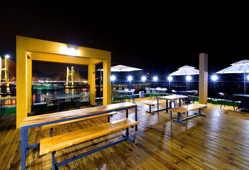Отель Yeosu Sunhill Spa Pension