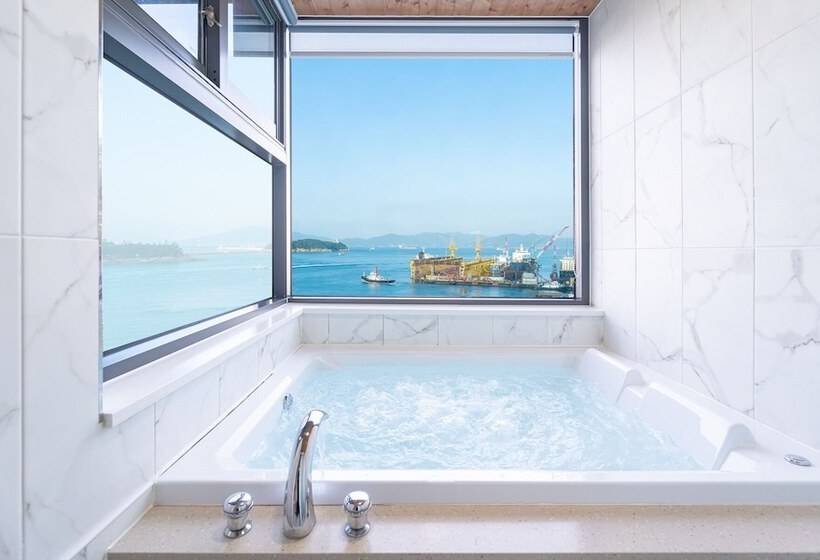 호텔 Yeosu Sunhill Spa Pension