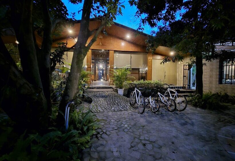 Kunkhet Valley Resort