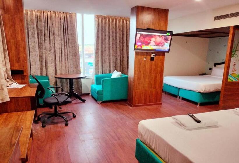 فندق White And Black