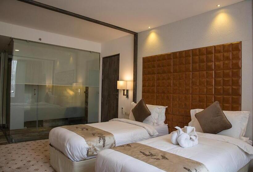 Regenta Central Hotel & Convention Centre Nagpur