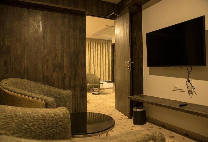 Regenta Central Hotel & Convention Centre Nagpur