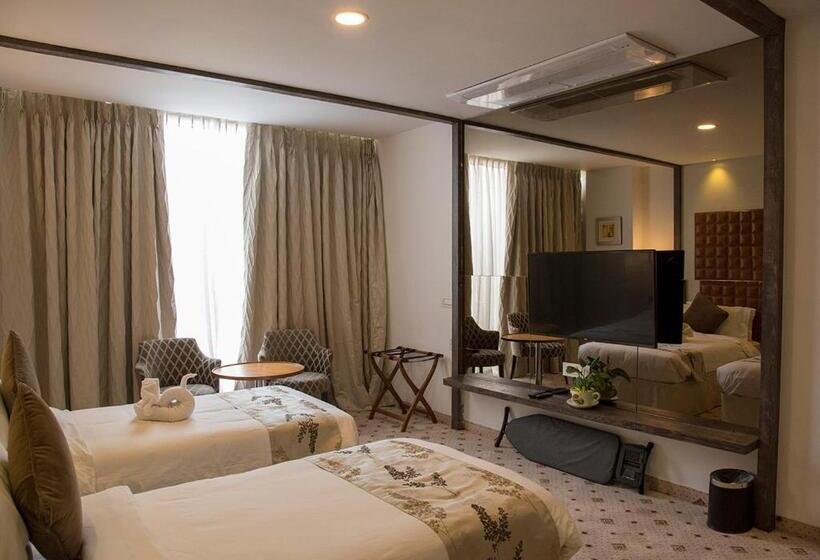 Regenta Central Hotel & Convention Centre Nagpur