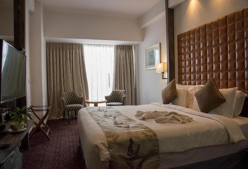 Regenta Central Hotel & Convention Centre Nagpur