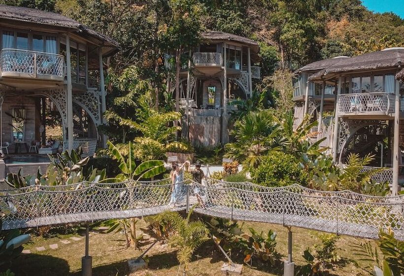 리조트 Treehouse Villas Adults Only