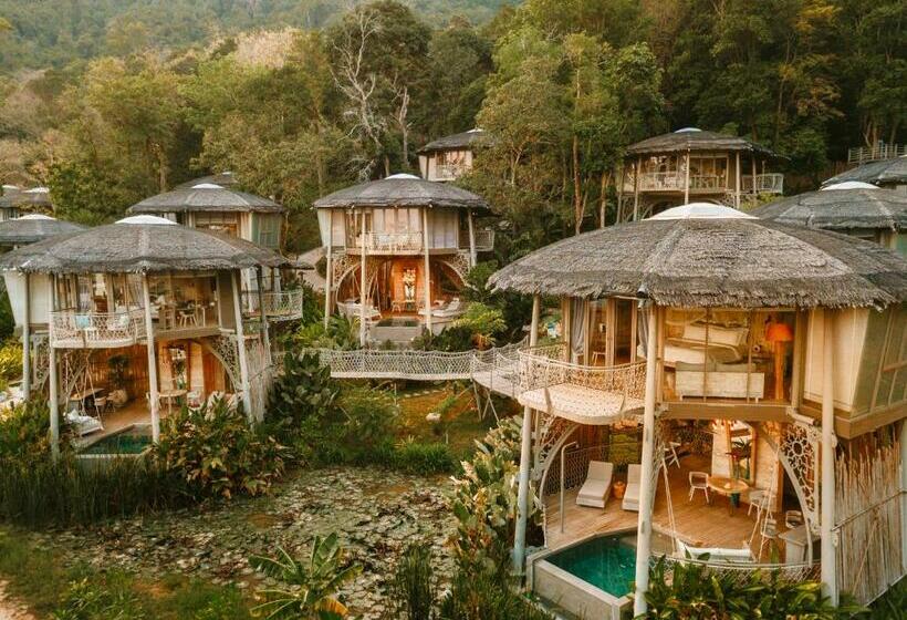 리조트 Treehouse Villas Adults Only