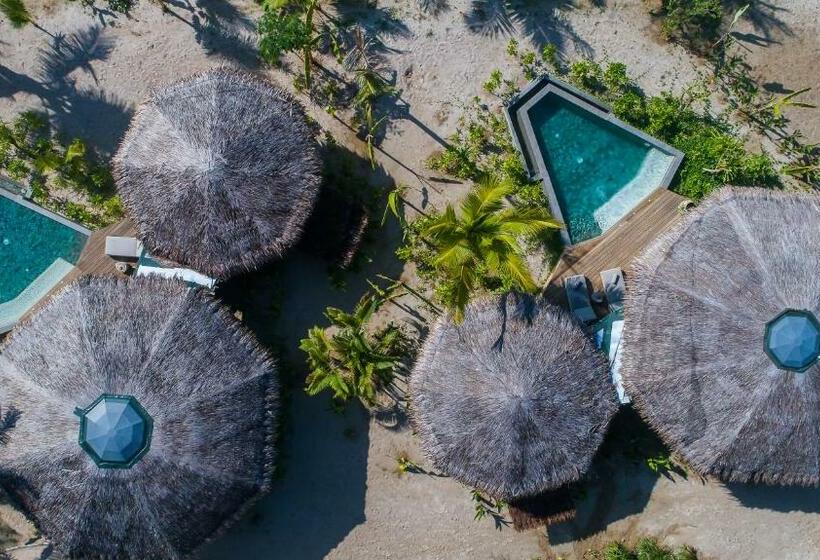 리조트 Treehouse Villas Adults Only