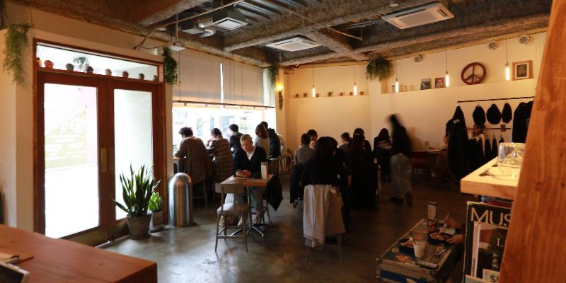Almond Hostel & Cafe Shibuya