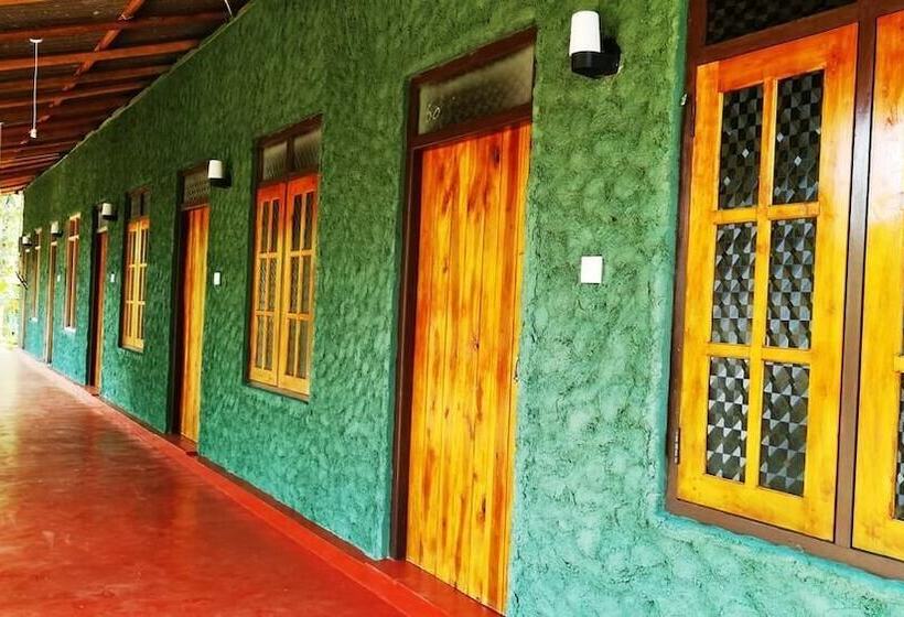 リゾートホテル Araliya Self Cooking Hostel