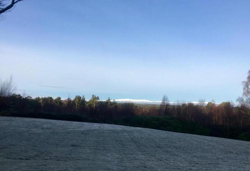 צימר Blervie House