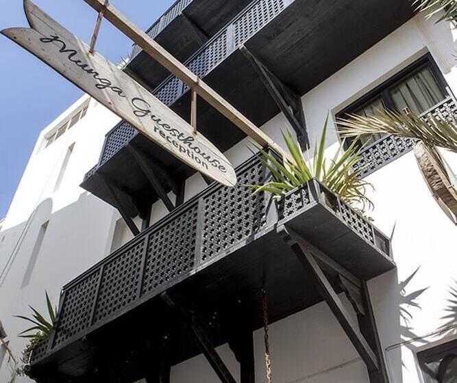 تختخواب و صبحانه Munga Guesthouse