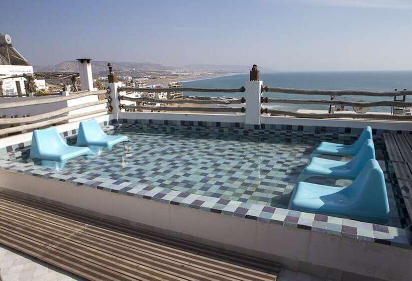 تختخواب و صبحانه Munga Guesthouse