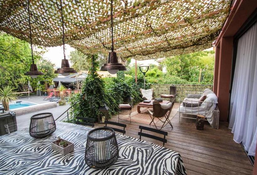 Bed And Breakfast Shandita