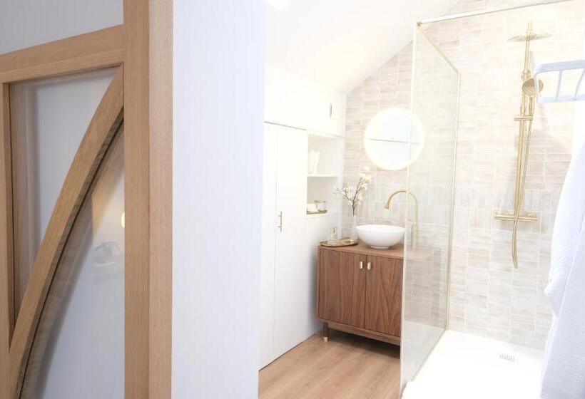 Bed And Breakfast Shandita