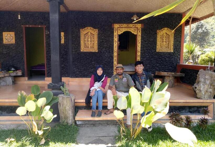 Bunbulan Hill Hostel And Cottage