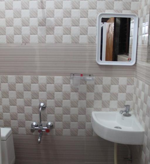 호텔 Lee Comfort Kushalnagar