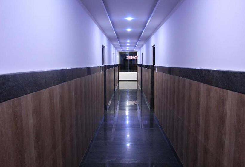 فندق Lee Comfort Kushalnagar