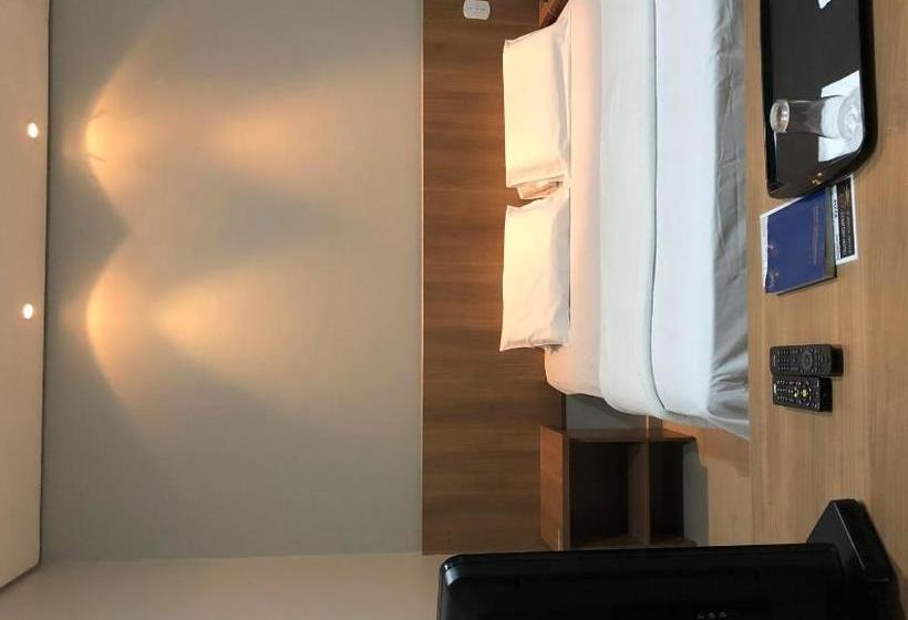 فندق Cast Comfort