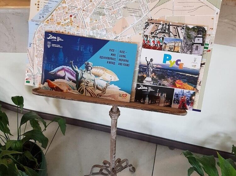 ホテル Charlino Plaza