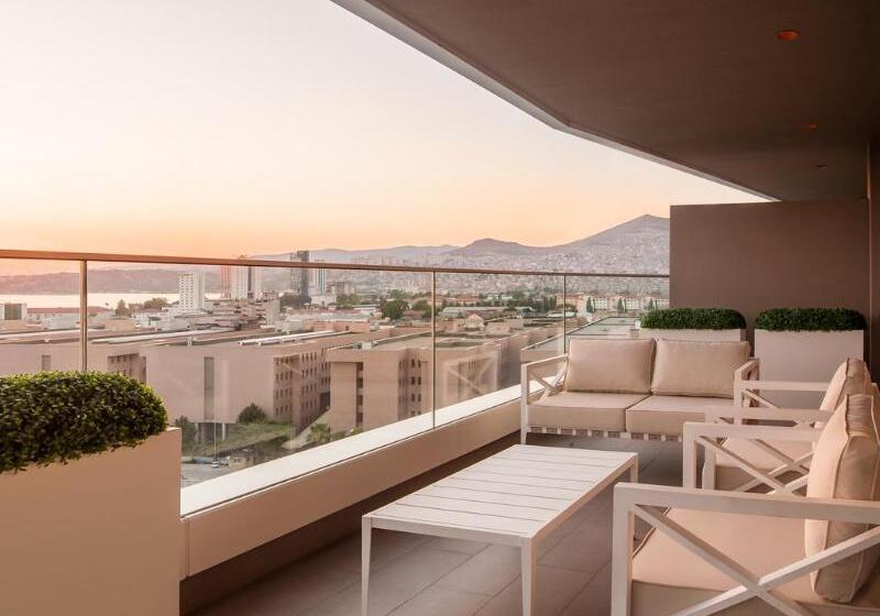 ホテル Four Points By Sheraton Izmir