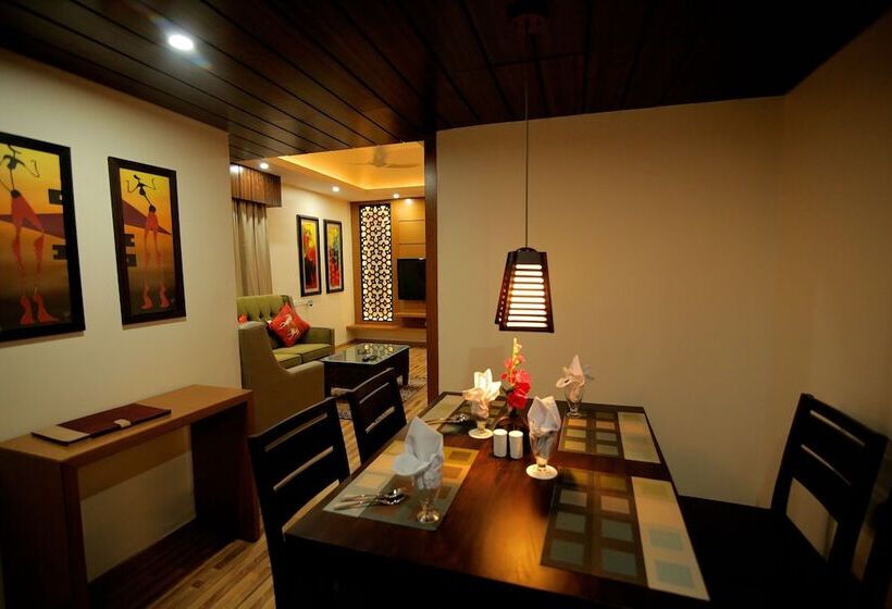 酒店 Hampi International