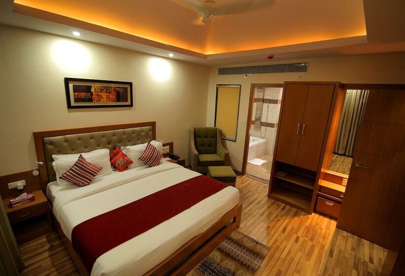 ホテル Hampi International