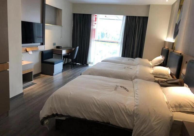 Junyi Hotel Nanjing Olympic Sports Center