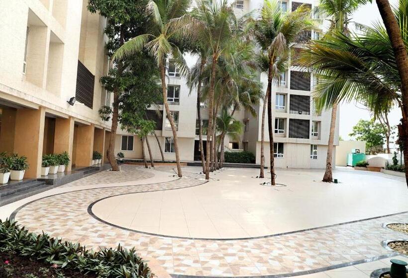 Отель Patria Suites