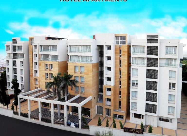 Отель Patria Suites