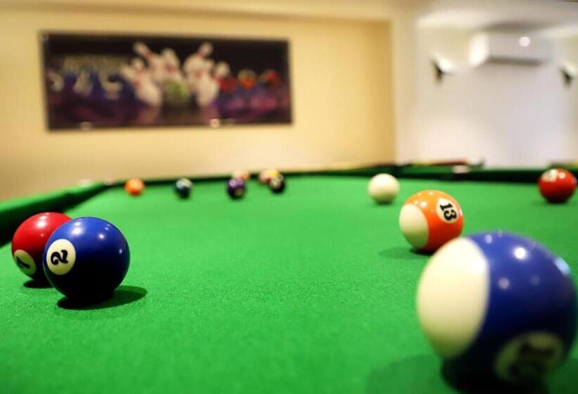 Отель Patria Suites