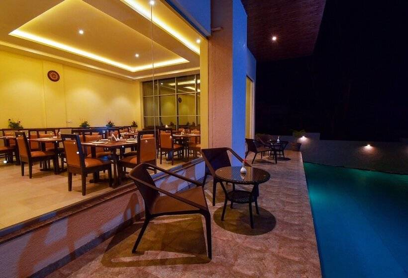 בית מלון כפרי Sadhana Executive