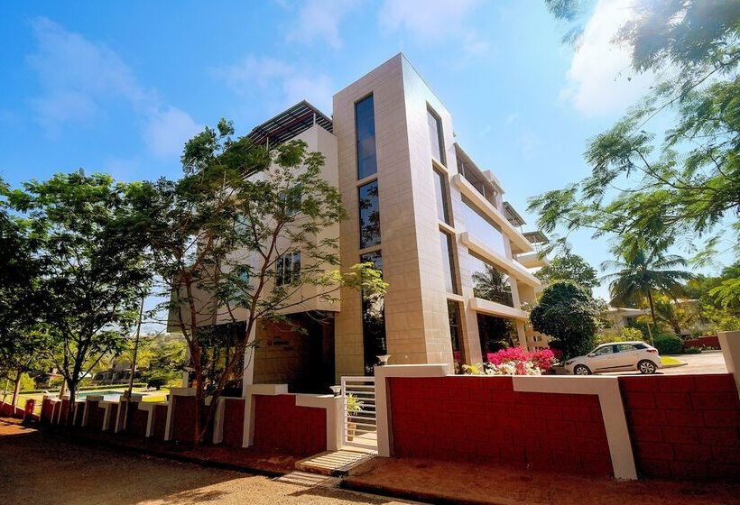 בית מלון כפרי Sadhana Executive