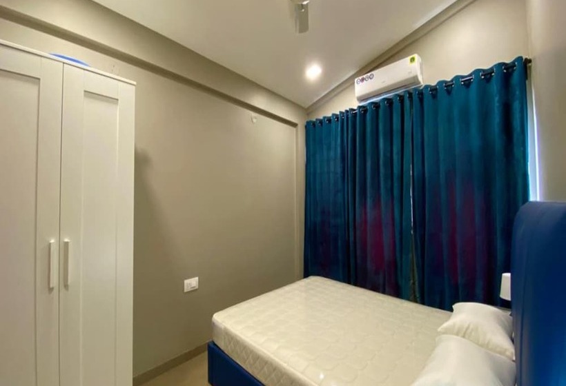 בית מלון כפרי Sadhana Executive