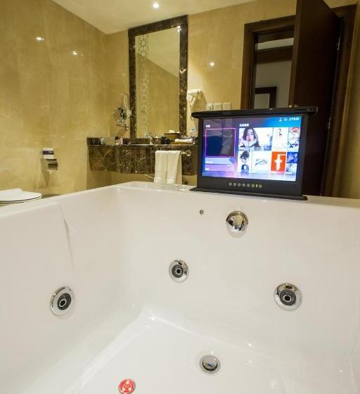 فندق Swiss In Tabuk