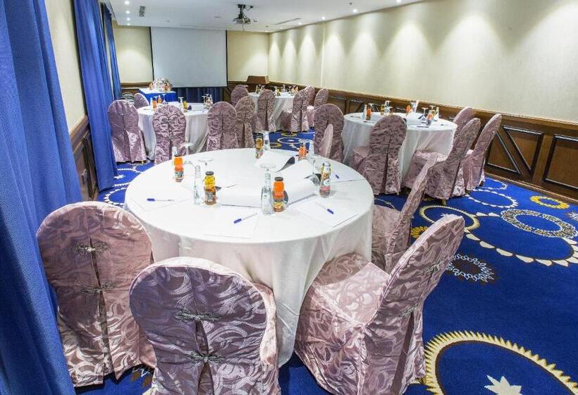 فندق Swiss In Tabuk