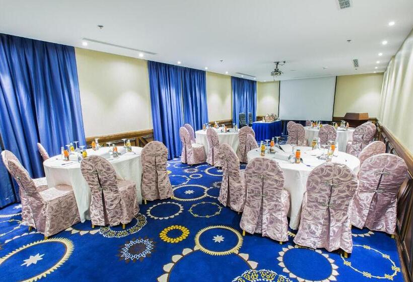 فندق Swiss In Tabuk