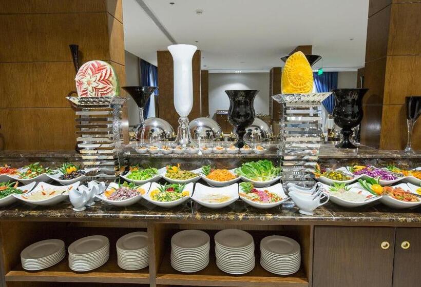 فندق Swiss In Tabuk