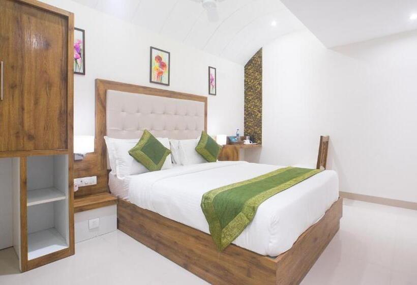 فندق Treebo Amber International