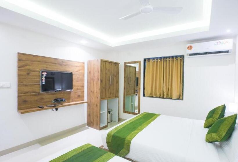 هتل Treebo Amber International