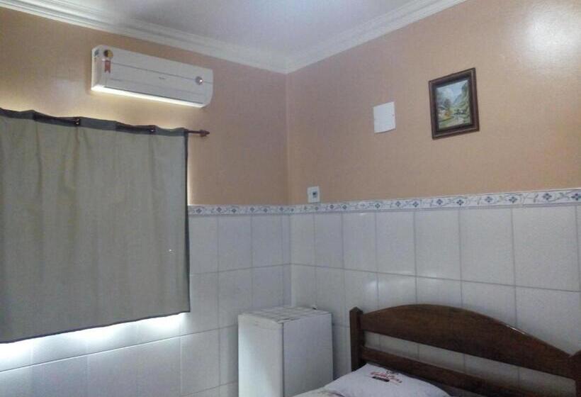 Отель Val De Cans Aeroporto