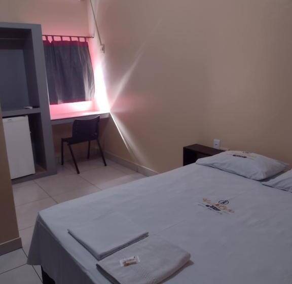 Отель Val De Cans Aeroporto