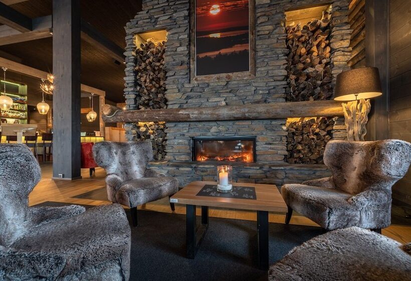 Wilderness Hotel Inari & Igloos