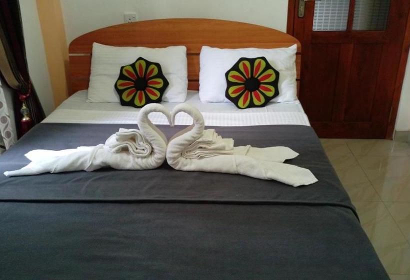 호텔 Yathra Mount Inn