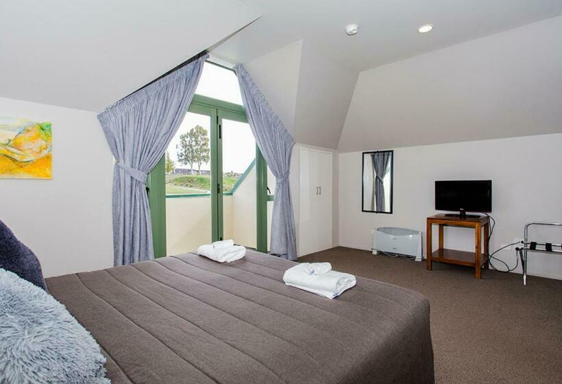 Lake Tekapo Village Motel