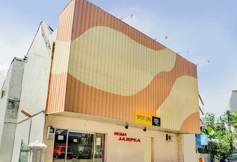 מוטל Spot On 2214 Wisma Jampea