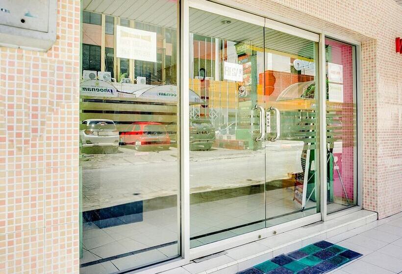 מוטל Spot On 2214 Wisma Jampea