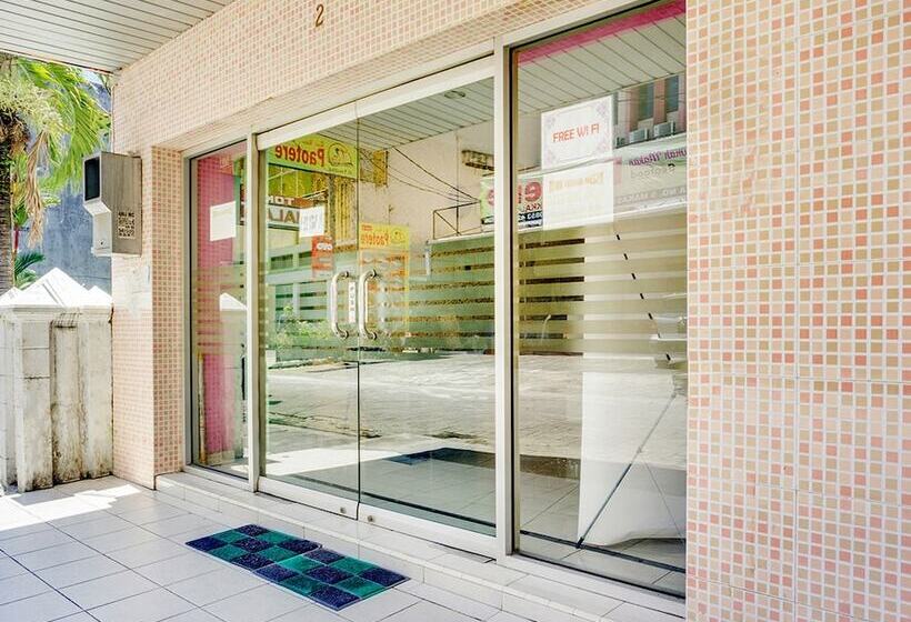 מוטל Spot On 2214 Wisma Jampea