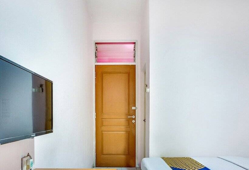 מוטל Spot On 2214 Wisma Jampea