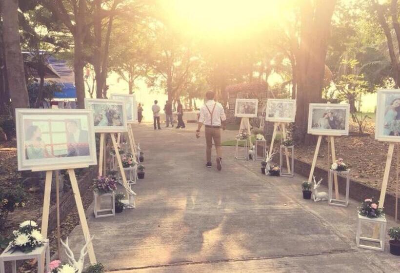 Pingview Villa Resort